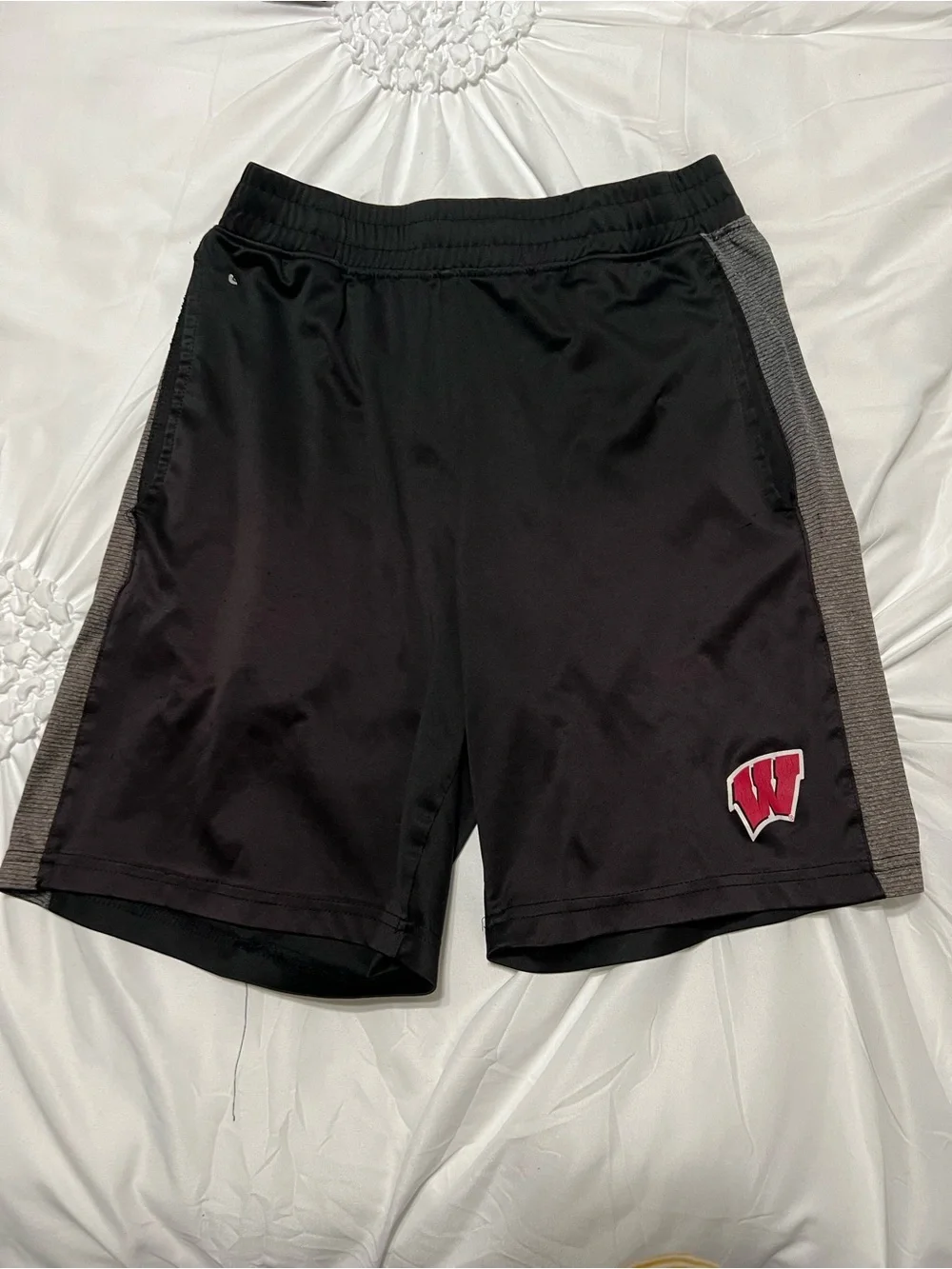 Colosseum Wisconsin Badgers Men’s Athletic Shorts • Size small
